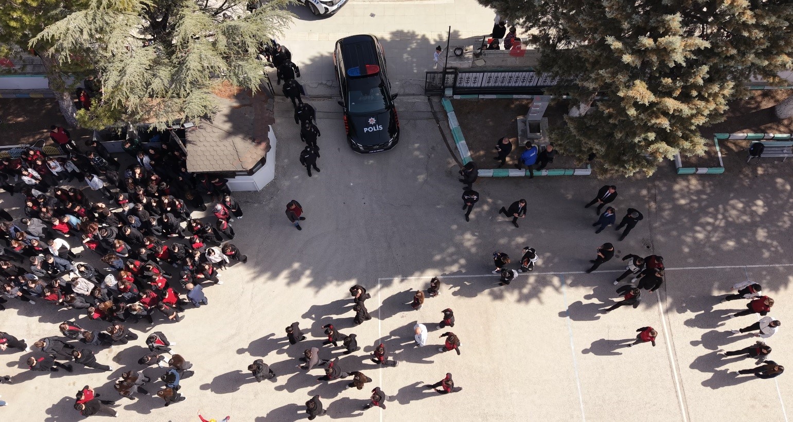 Burdur’da gerçeğini aratmayan deprem tatbikatı
