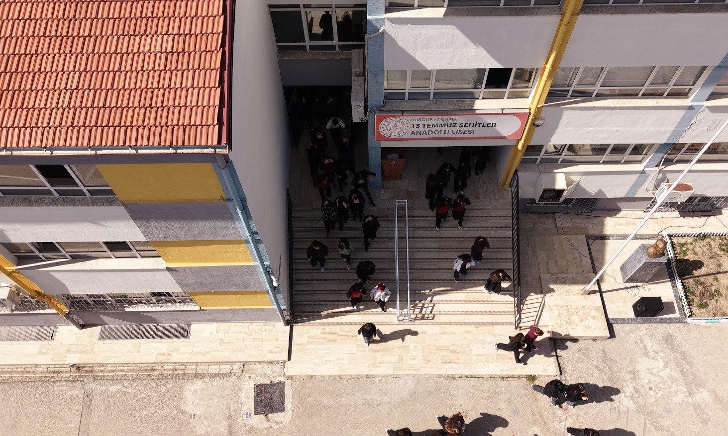 Burdur’da gerçeğini aratmayan deprem tatbikatı
