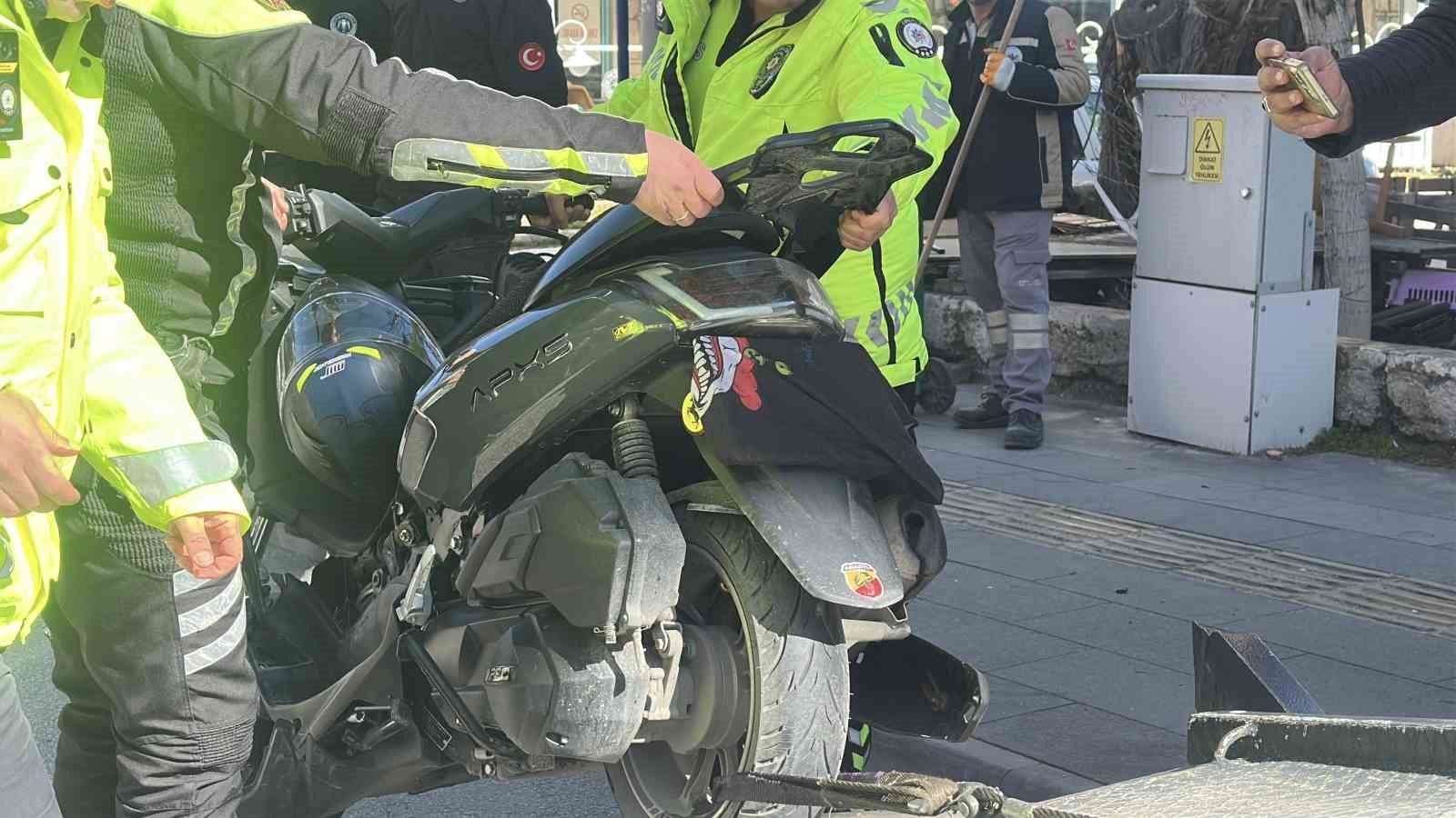 Burdur’da kazada ağır yaralanan motosiklet sürücüsünden acı haber

