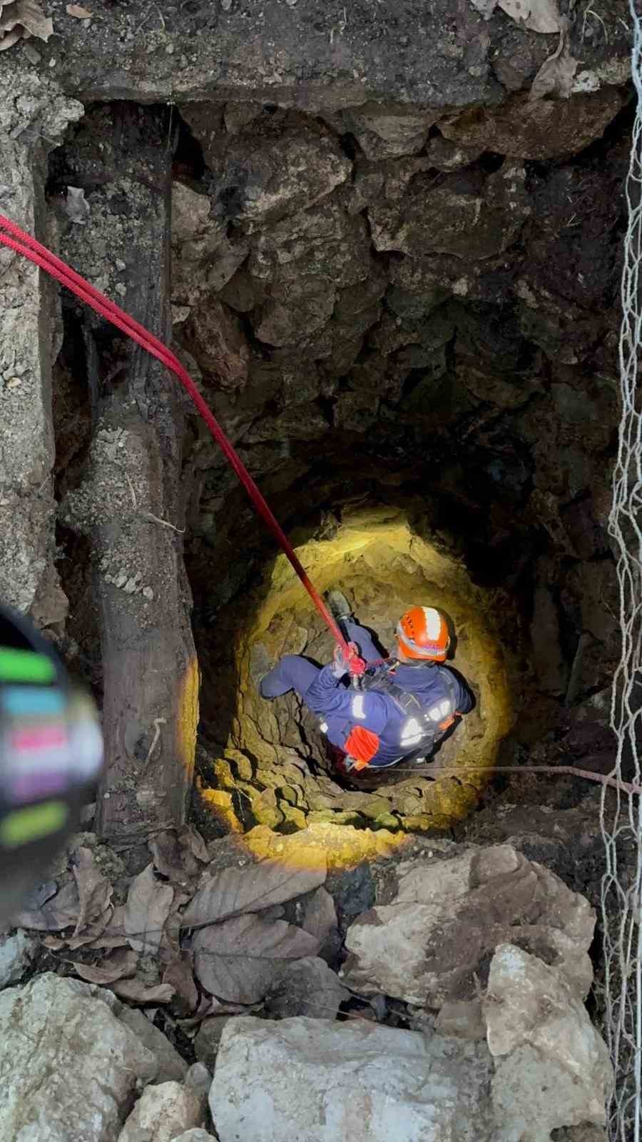 Burdur’da kuyuya düşen oğlak ekipler tarafından kurtarıldı
