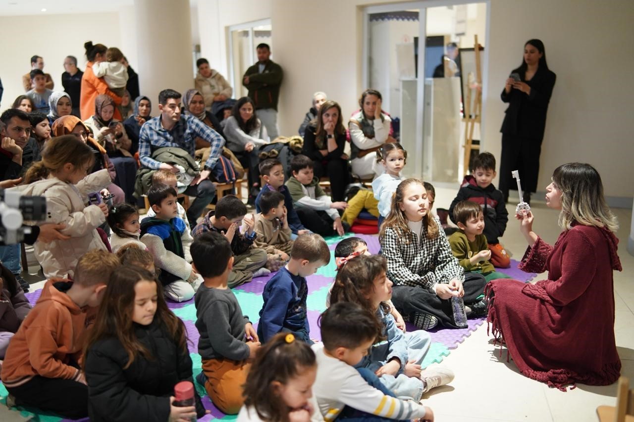 Burdur’da Yaşayan Miras Şöleni devam ediyor
Burdur’da Yaşayan Miras Şöleni devam ediyor