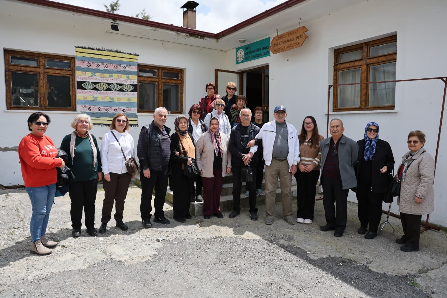 Burdurlu turistler Çameli’nin doğal güzelliklerine hayran kaldı
