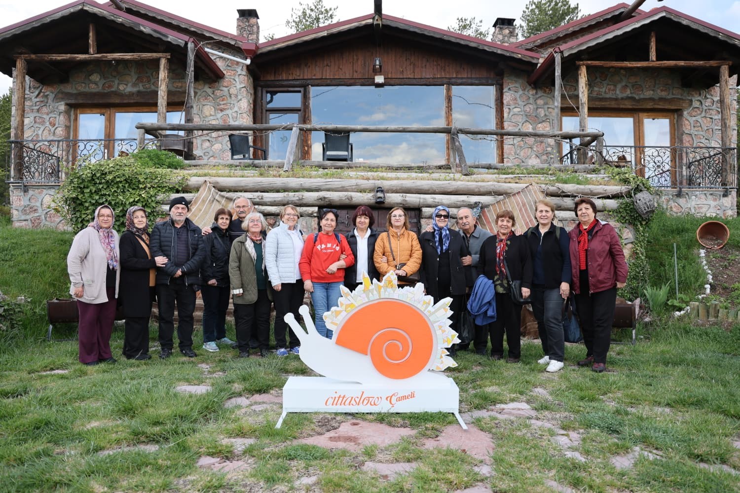 Burdurlu turistler Çameli’nin doğal güzelliklerine hayran kaldı
