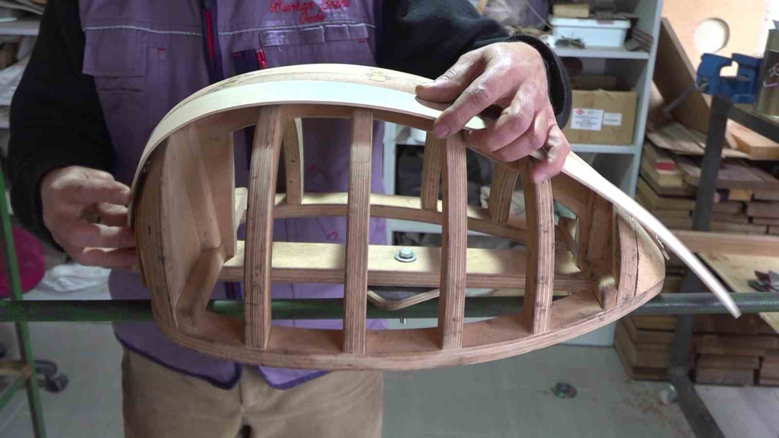 Burhan ustanın kişiye özel udları dünyaya açılıyor
