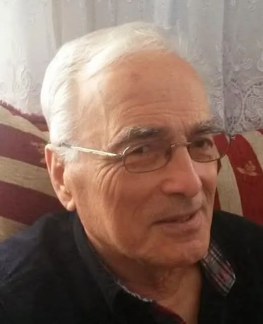 Burhaniye’de emekli müdür törenle toprağa verildi
