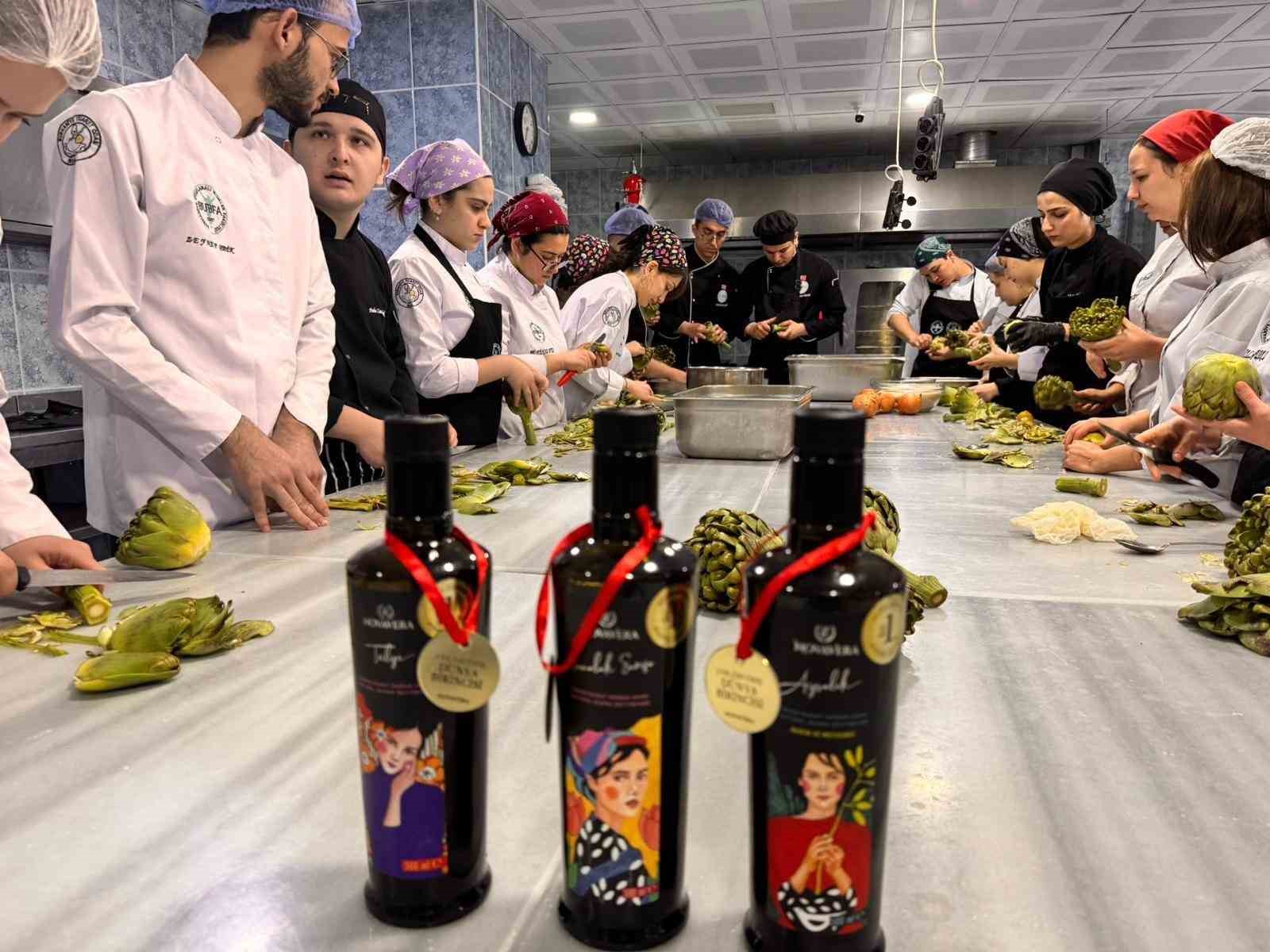 Burhaniye’de Gastronomide zeytinyağı deneyimi gerçekleştirildi
