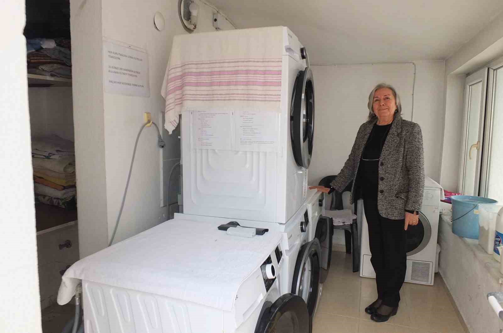 Burhaniye’de Kenan Sucuoğlu Huzurevi imeceyle 5 yıldızlı otel gibi oldu
