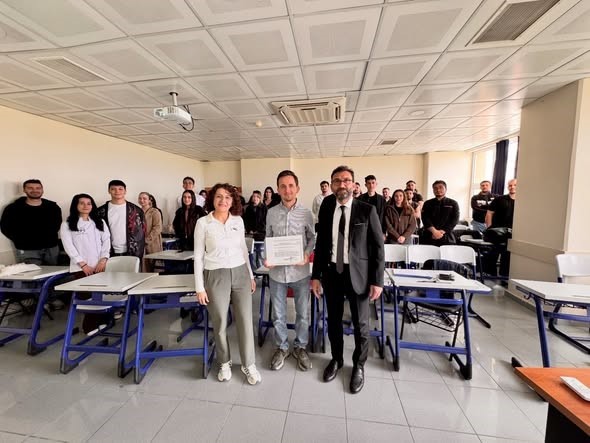 Burhaniye’de yemek fotoğrafçılığı eğitimi
