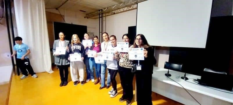 Burhaniyeli öğrenciler İspanya’da Türkiye’yi temsil etti
