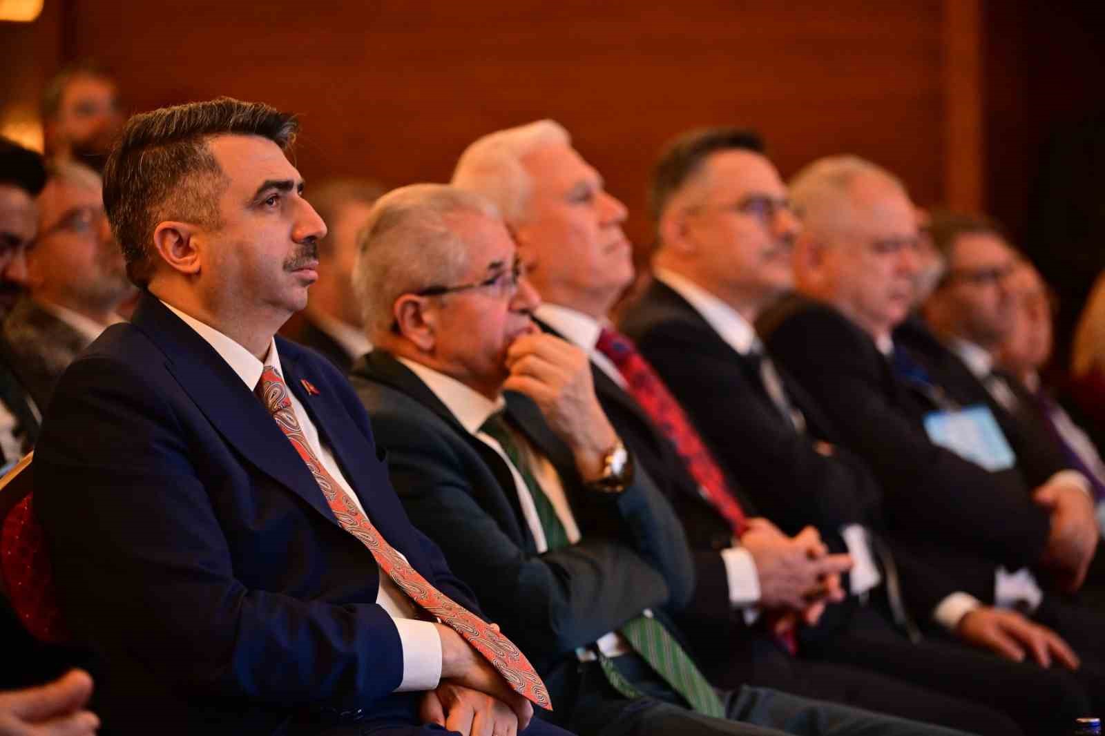 Bursa Belediyeler Birliğinden Su Yönetimi Çalıştayı
Bursa Belediyeler Birliğinden Su Yönetimi Çalıştayı