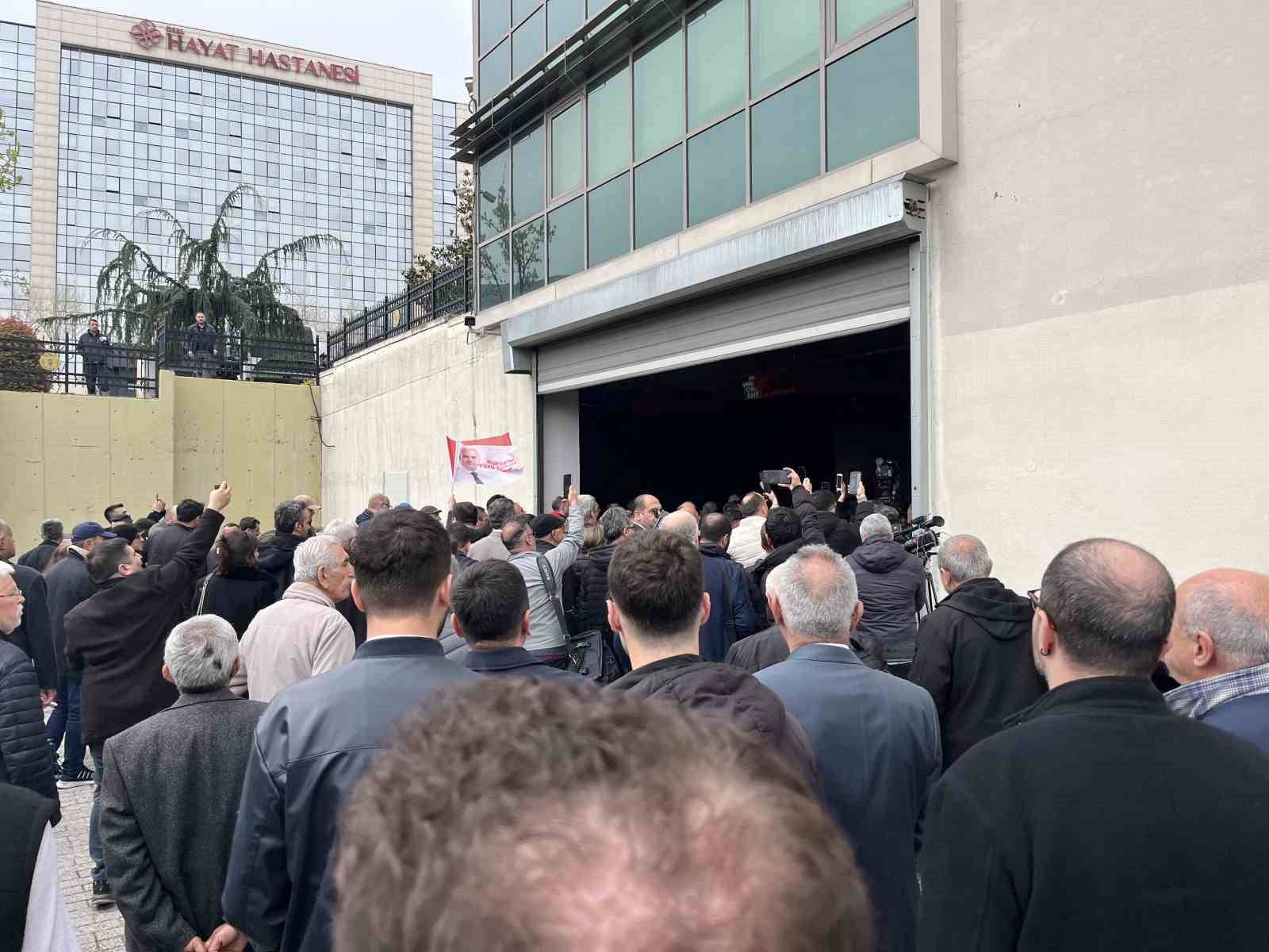 Bursa Büyükşehir Belediye Meclisi’ndeki seçim öncesi gerginlik yaşandı
