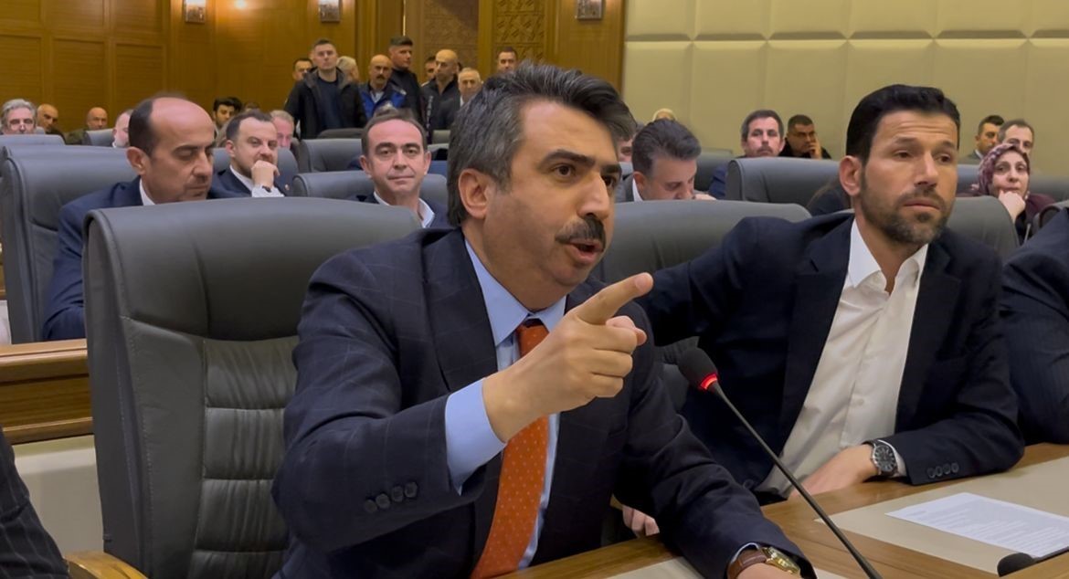 Bursa Büyükşehir Meclisi’nde ‘su zammı’ tekrar gündeme geldi, tansiyon yükseldi
