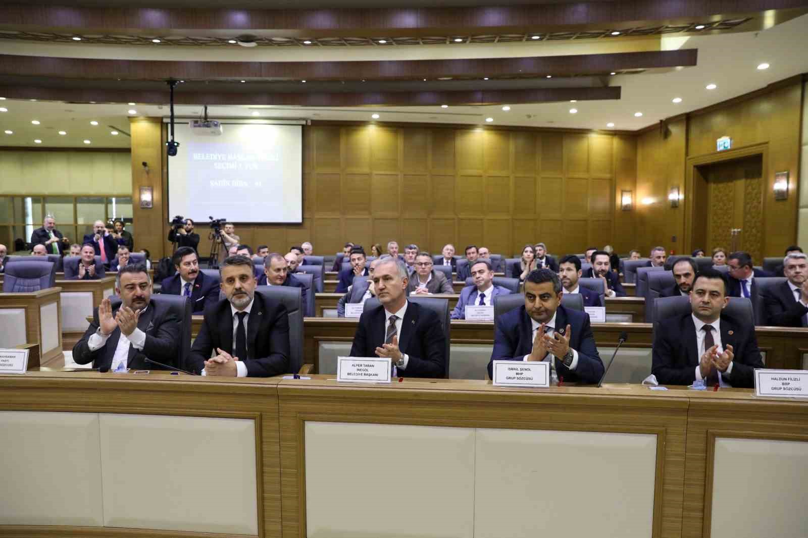 Bursa Büyükşehir’de başkanvekilliğine Şahin Biba seçildi
