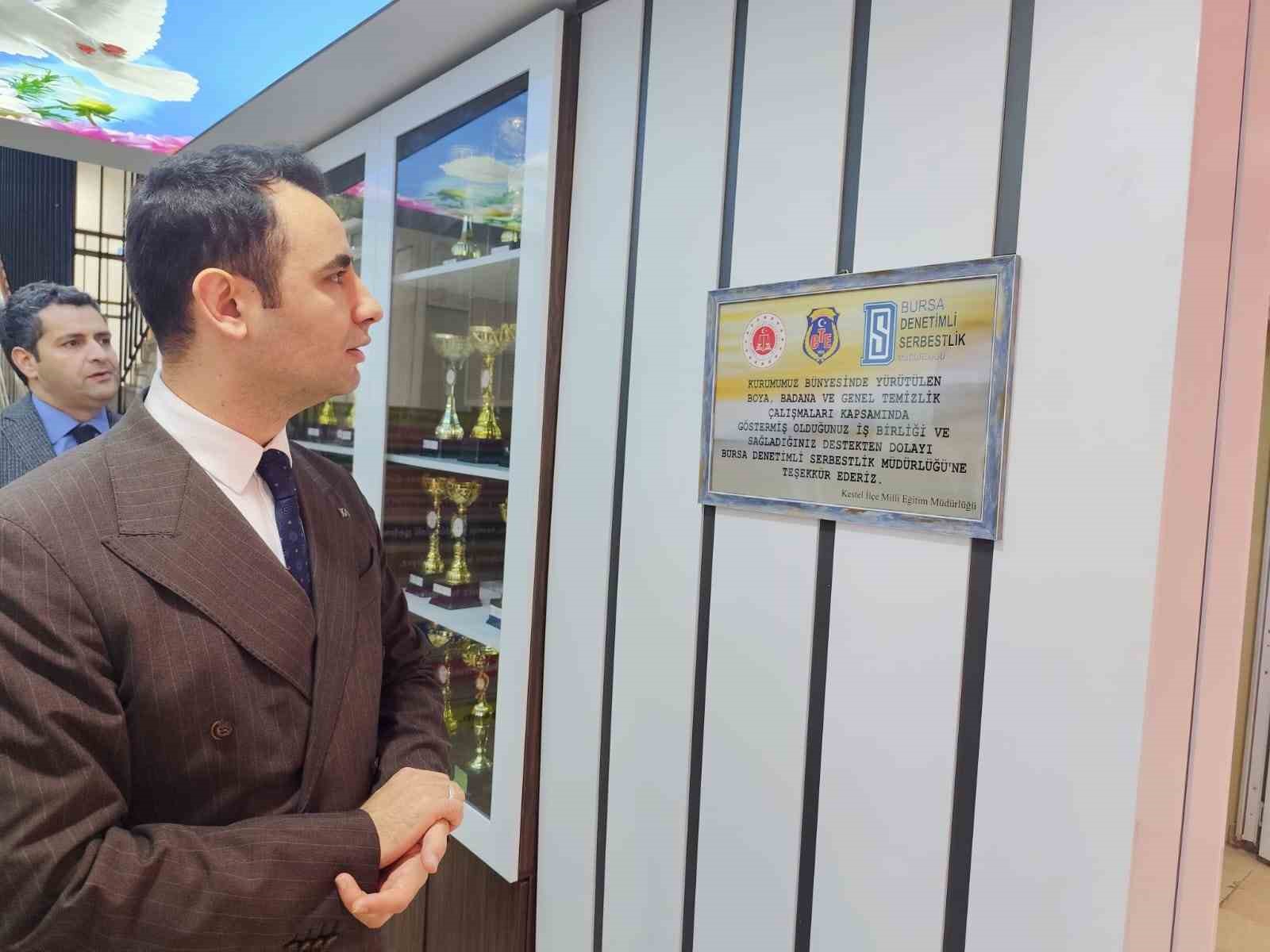 Bursa Cumhuriyet Başsavcılığı denetimli serbestlik Müdürlüğü’nden eğitime destek
