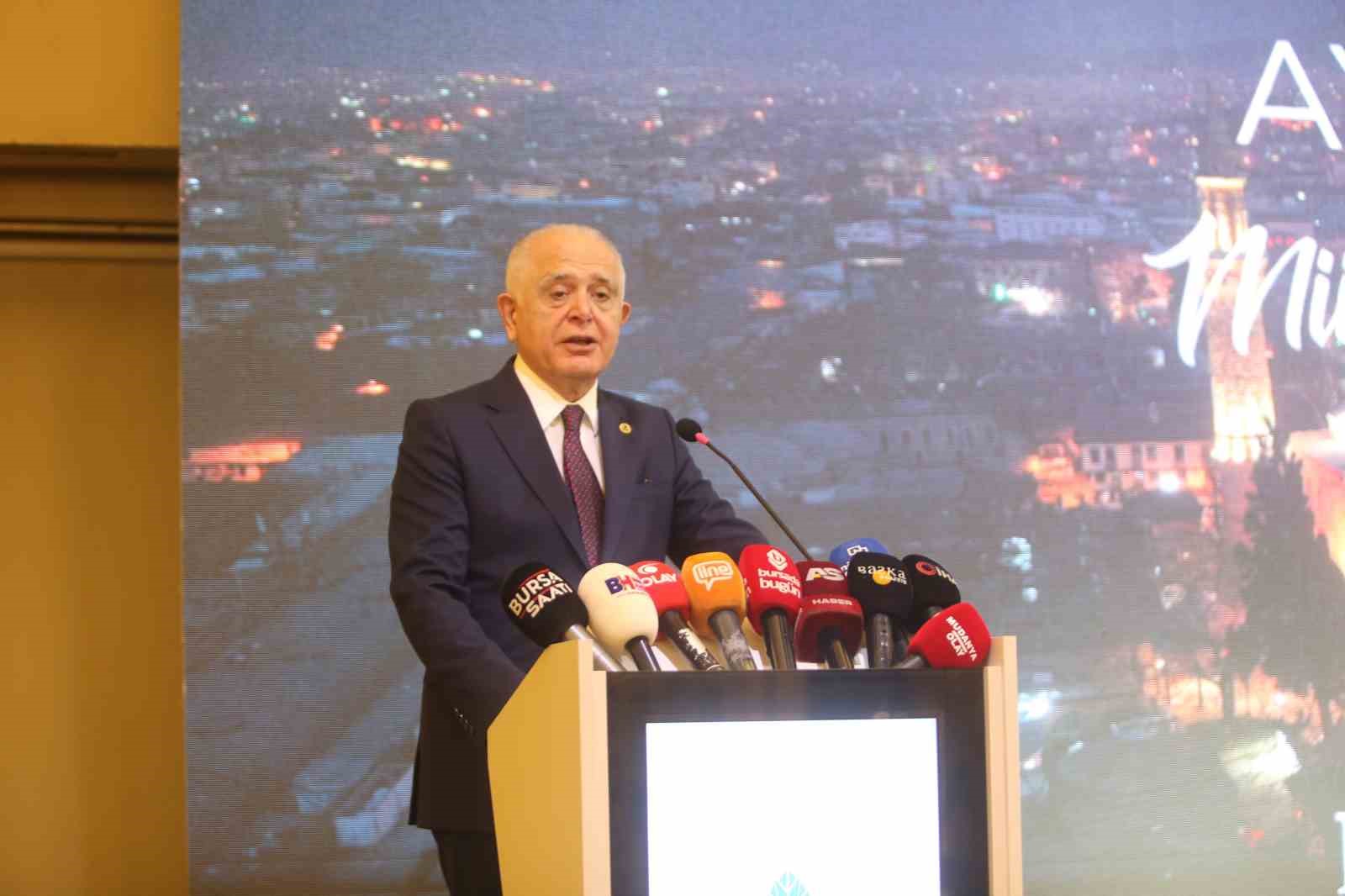 Bursa iş dünyası BUSİAD’ın geleneksel iftarında bir araya geldi
