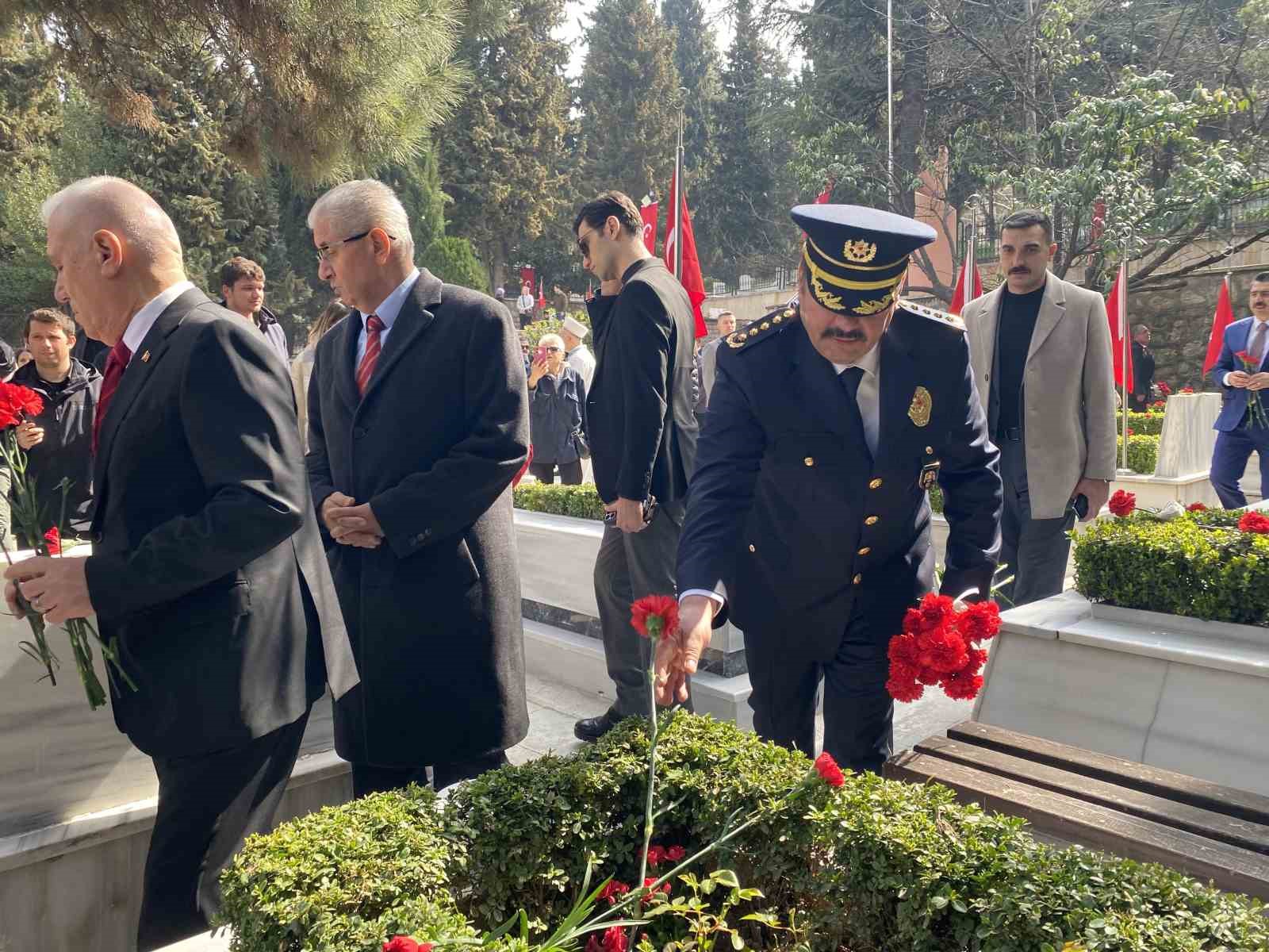 Bursa protokolünden Pınarbaşı Şehitliği’ne anlamlı ziyaret
