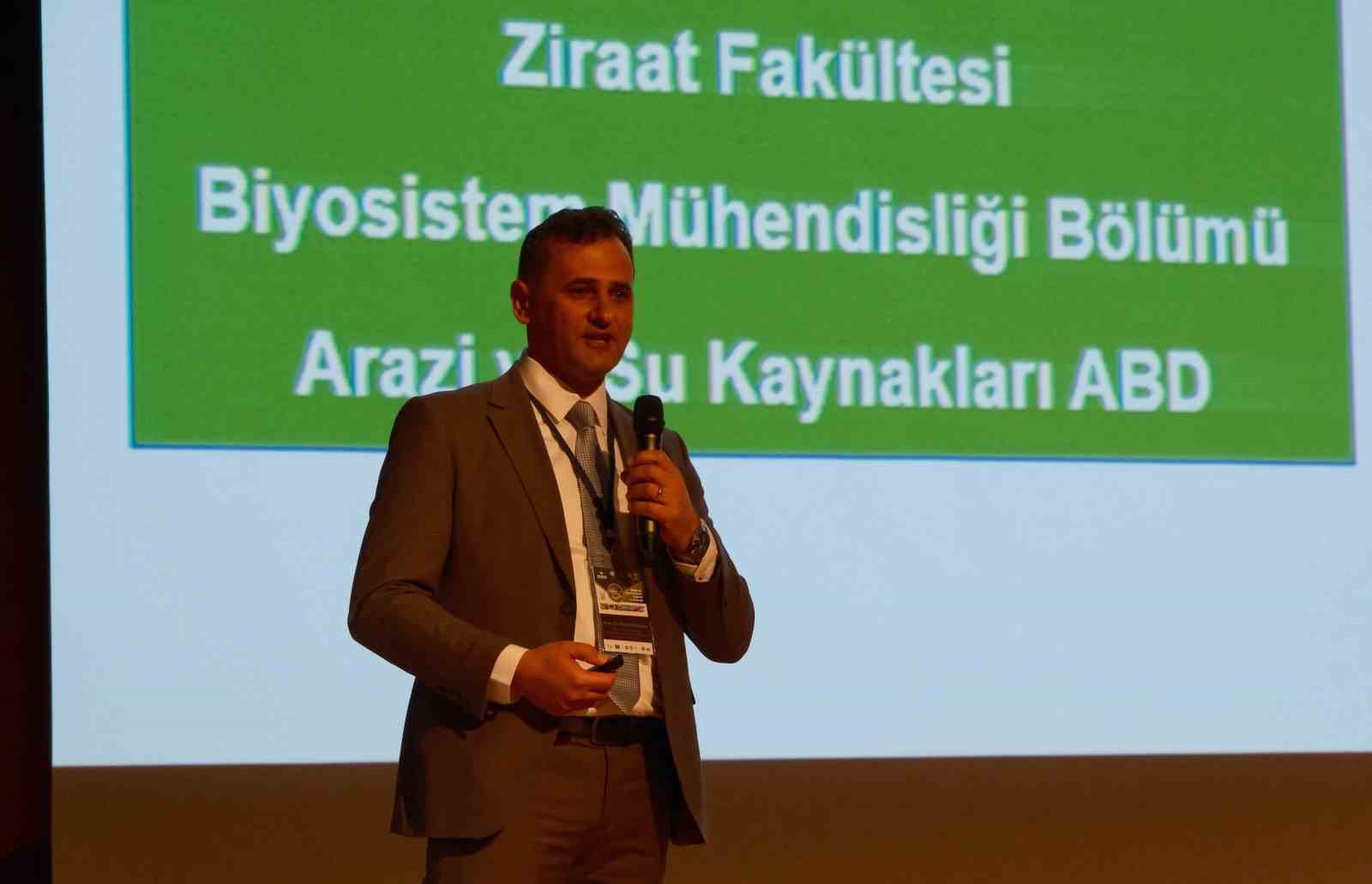 Bursa Vali Yardımcısı Doğan: "30-40 yıl içinde artan dünya nüfusuna ne toprak ne de üretim yetecek"
