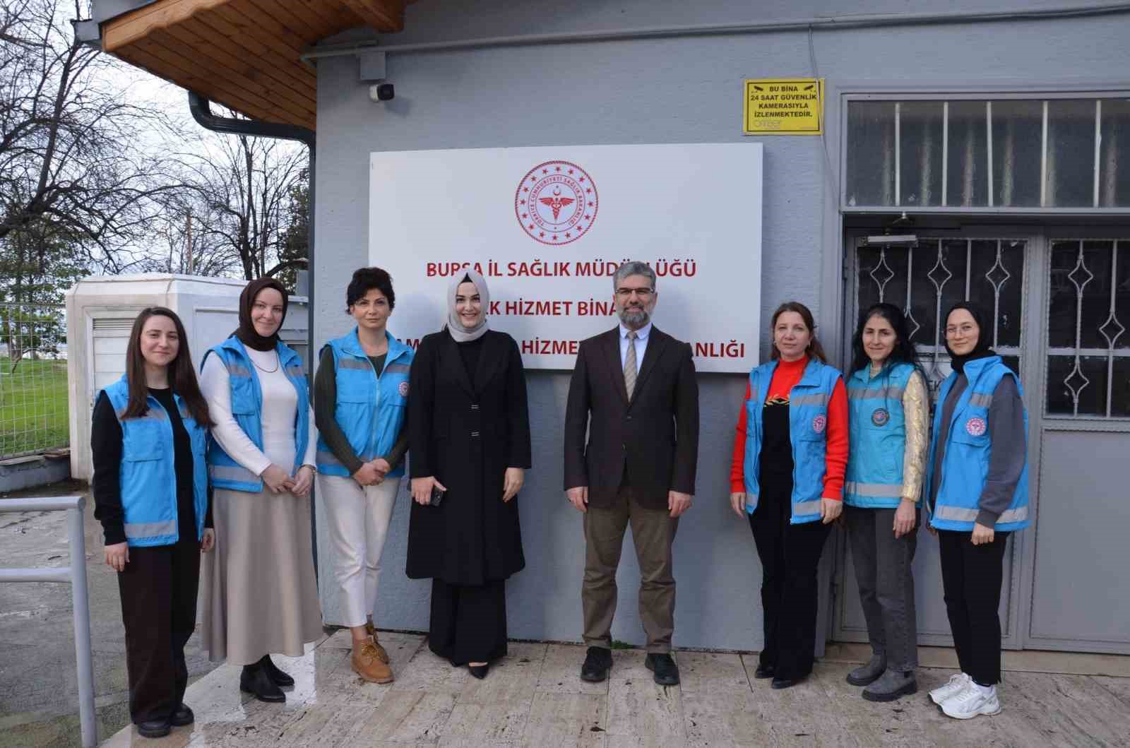 Bursa’da 110 bin hastaya evde sağlık hizmeti verildi
Bursa’da 110 bin hastaya evde sağlık hizmeti verildi