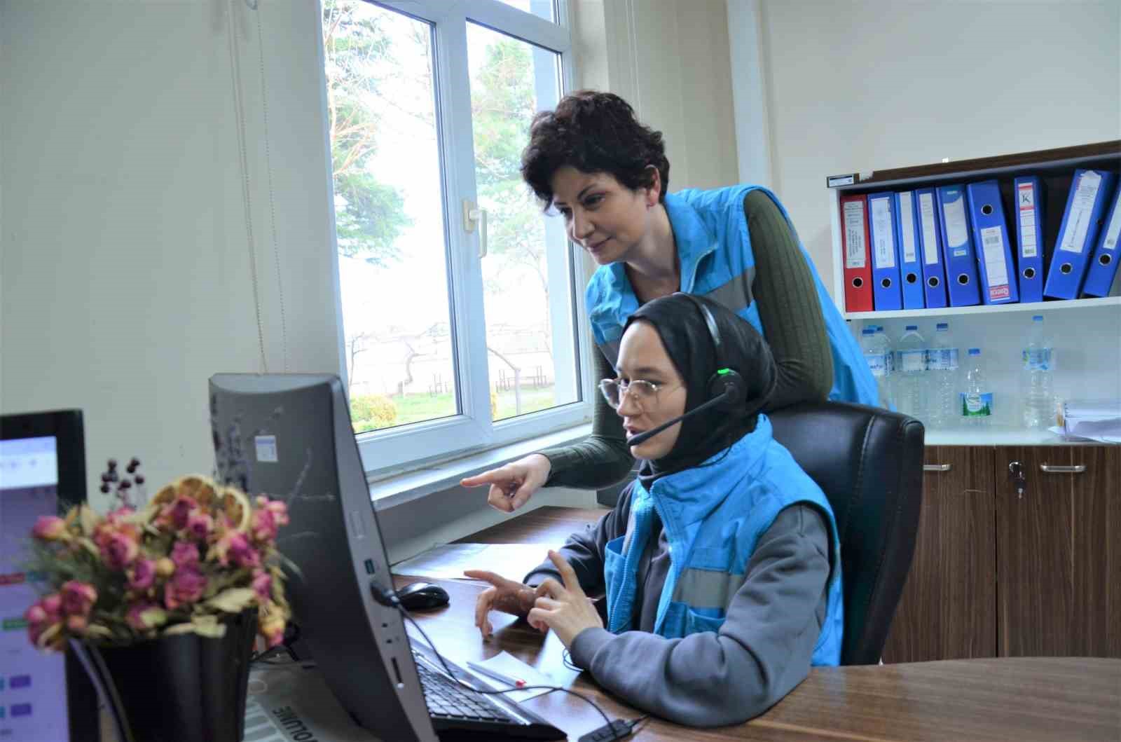 Bursa’da 110 bin hastaya evde sağlık hizmeti verildi
Bursa’da 110 bin hastaya evde sağlık hizmeti verildi