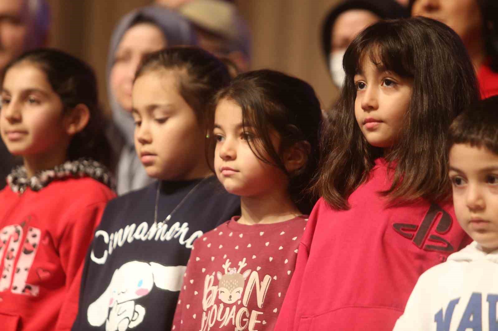 Bursa’da 17 bin 225 TOKİ konutunun hak sahipleri belirleniyor
Bursa’da 17 bin 225 TOKİ konutunun hak sahipleri belirleniyor