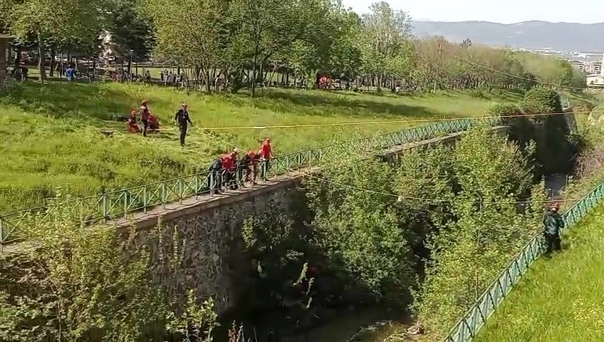 Bursa’da 17 ekibin katılımıyla arama kurtarma tatbikatı
