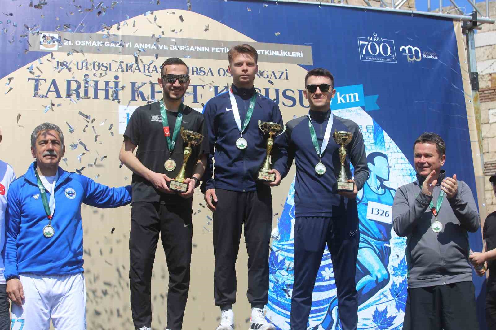 Bursa’da 18. Uluslararası Osmangazi Tarihi Kent Koşusu gerçekleştirildi
