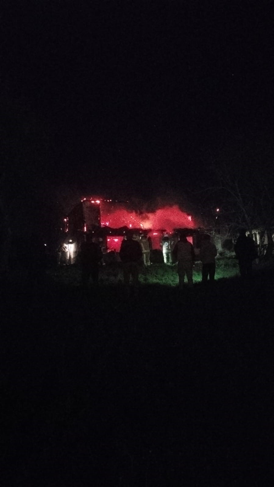 Bursa’da 2 katlı ev alevlere teslim oldu
