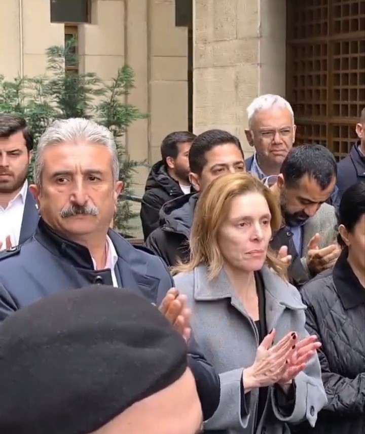 Bursa’da 30 kişi tutuklandı, açıklamayı Seden Bozbey yaptı
Bursa’da 30 kişi tutuklandı, açıklamayı Seden Bozbey yaptı