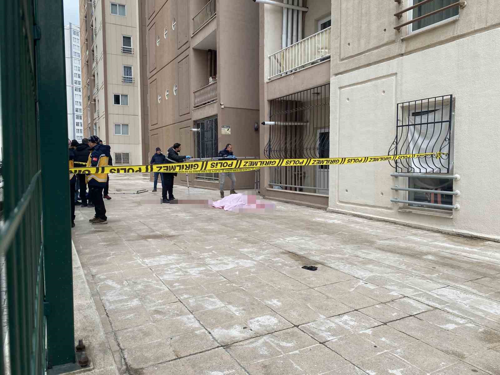 Bursa’da acı son...Kiralamak istediği 17. kattaki daireden düştü
