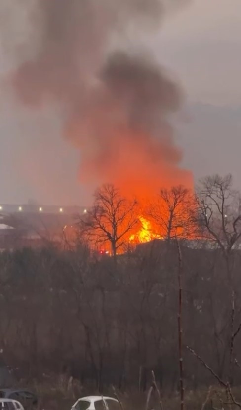 Bursa’da ahşap palet fabrikasındaki yangın kontrol altına alındı
