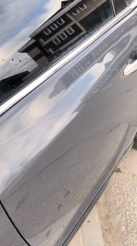 Bursa’da araçlara saldırı güvenlik kamerasına yansıdı
