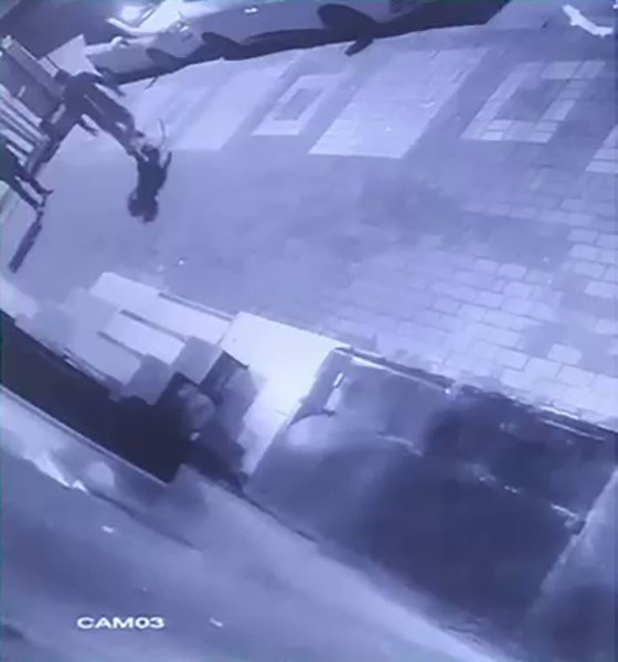 Bursa’da araçlara zarar veren 3 kişi yakalandı
