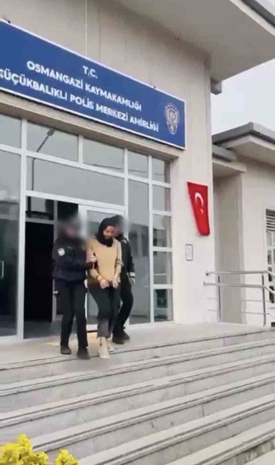 Bursa’da aranması olan şahıslara operasyon
