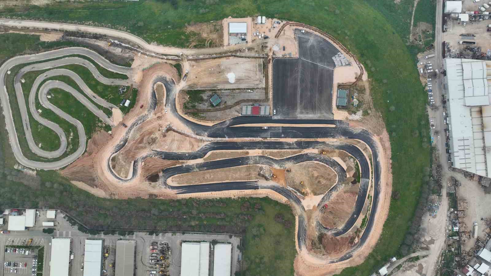 Bursa’da asfaltın tozunu atacaklar
Bursa’da asfaltın tozunu atacaklar