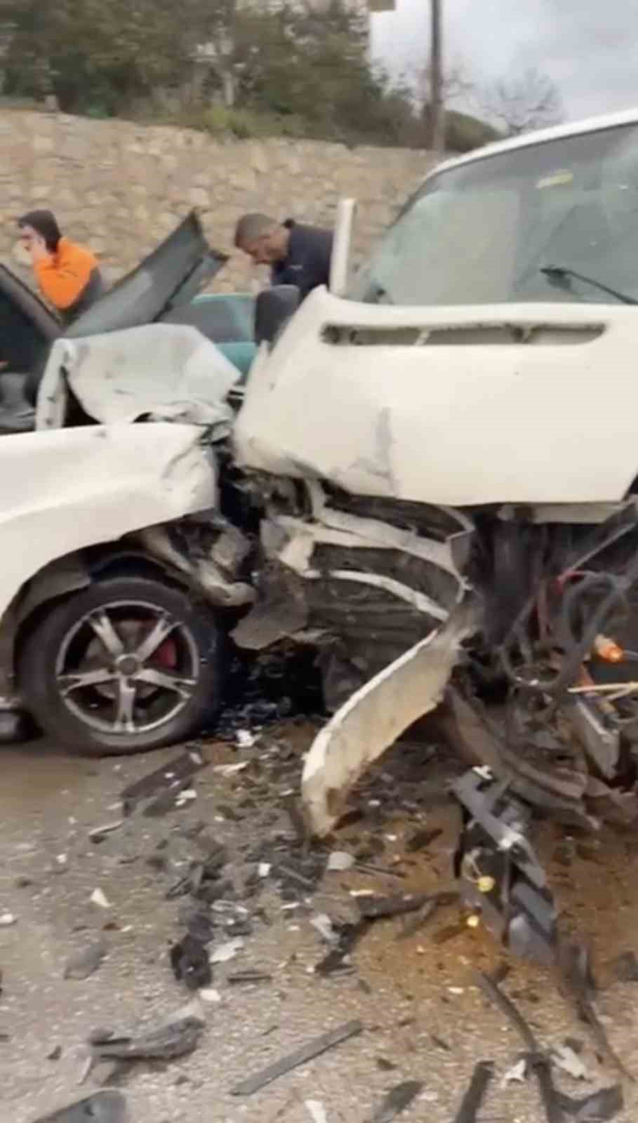 Bursa’da Bayram arifesinde feci kaza kamerada: 7 yaralı
