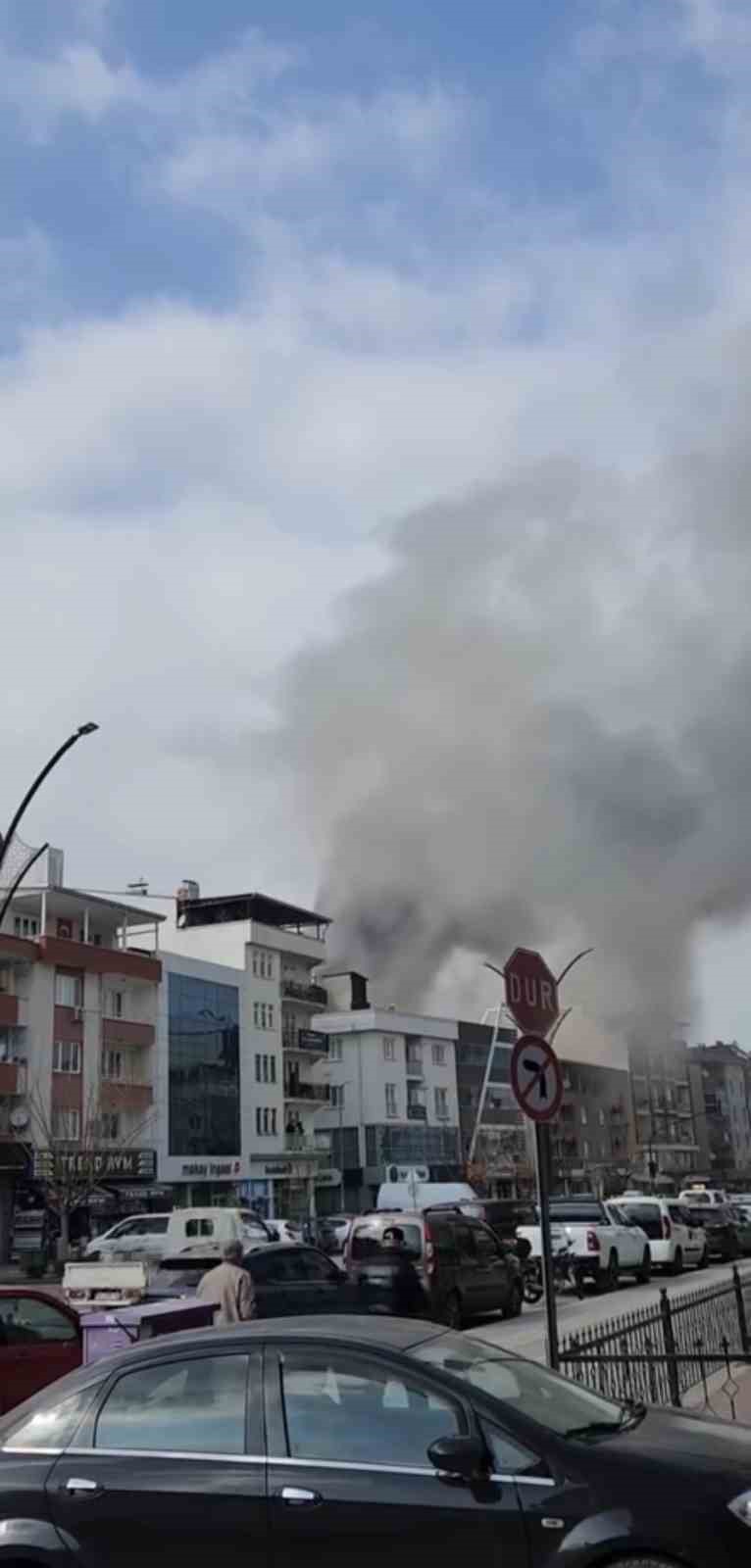 Bursa’da çatı yangını paniği
