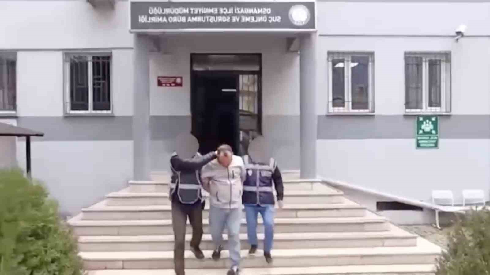 Bursa’da çeşitli suçlardan kessinlemiş hapis cezası olan şüpheliler yakalandı
