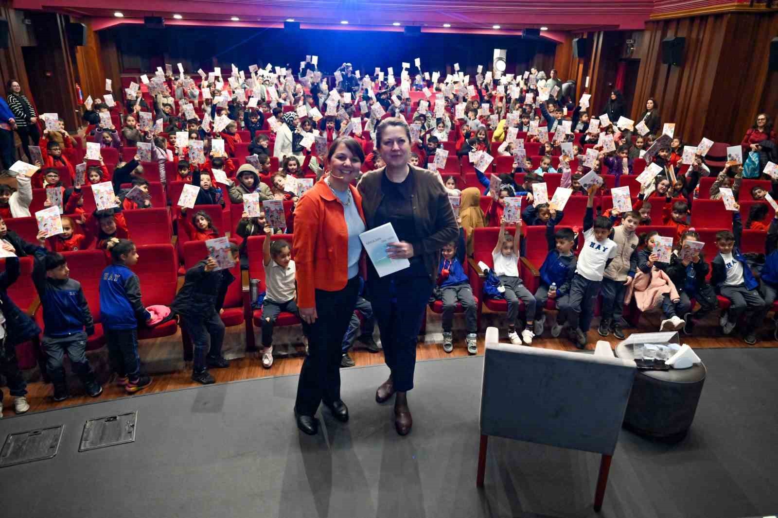 Bursa’da çocuklarla edebiyat buluşması
