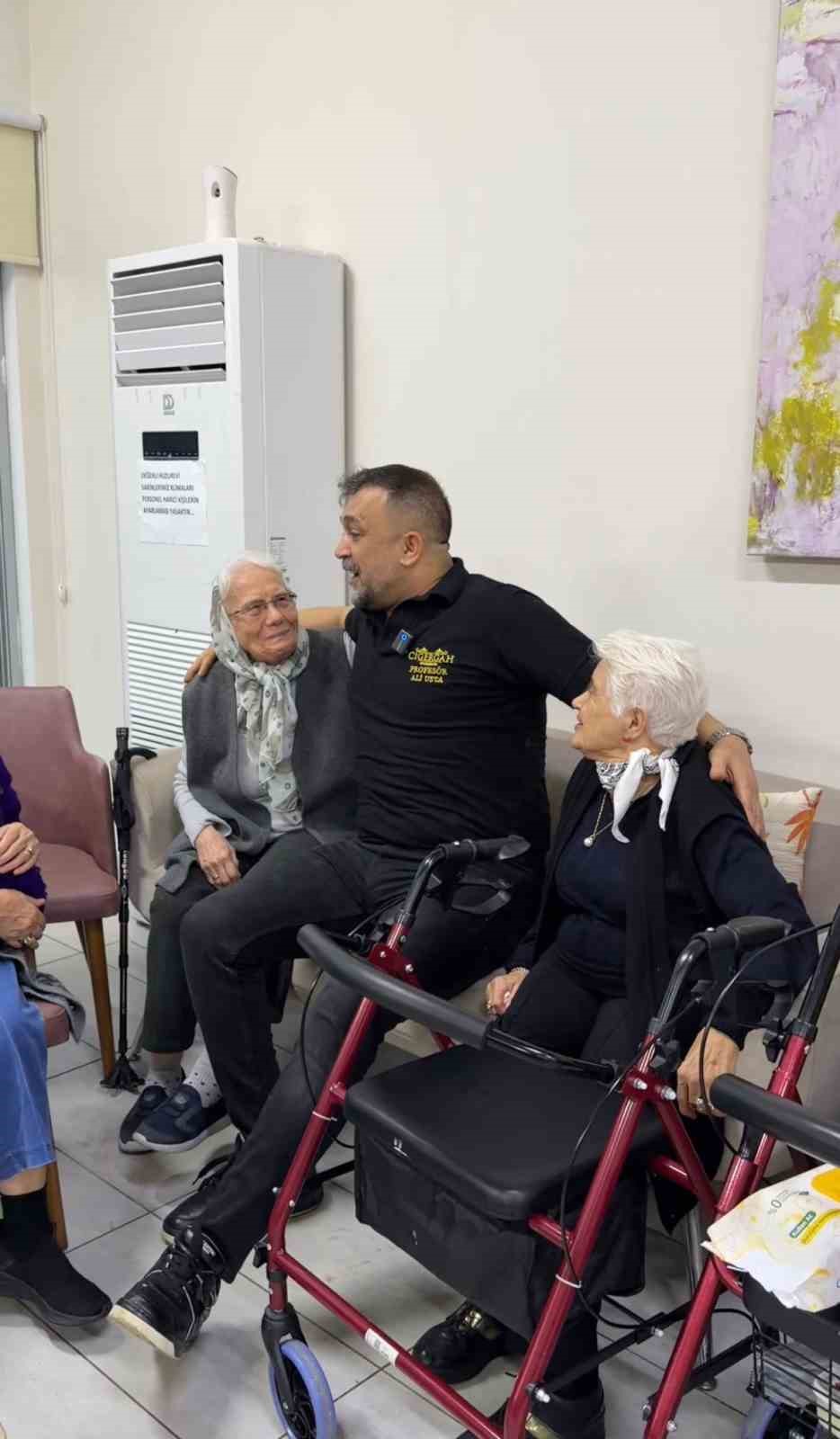 Bursa’da duygulandıran iftar
Bursa’da duygulandıran iftar