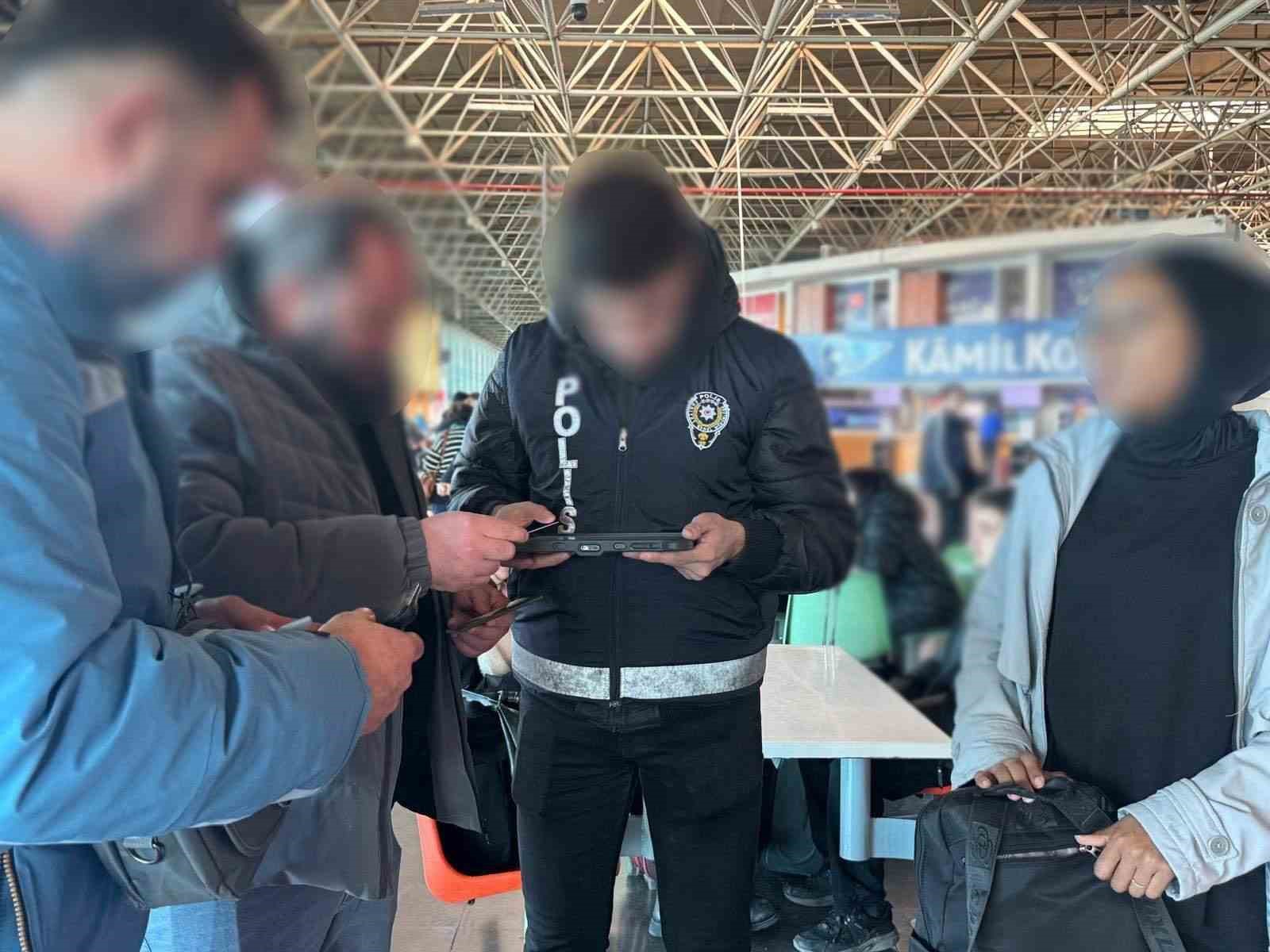 Bursa’da huzur operasyonunda, 4 bin 207 kişi sorgulandı
