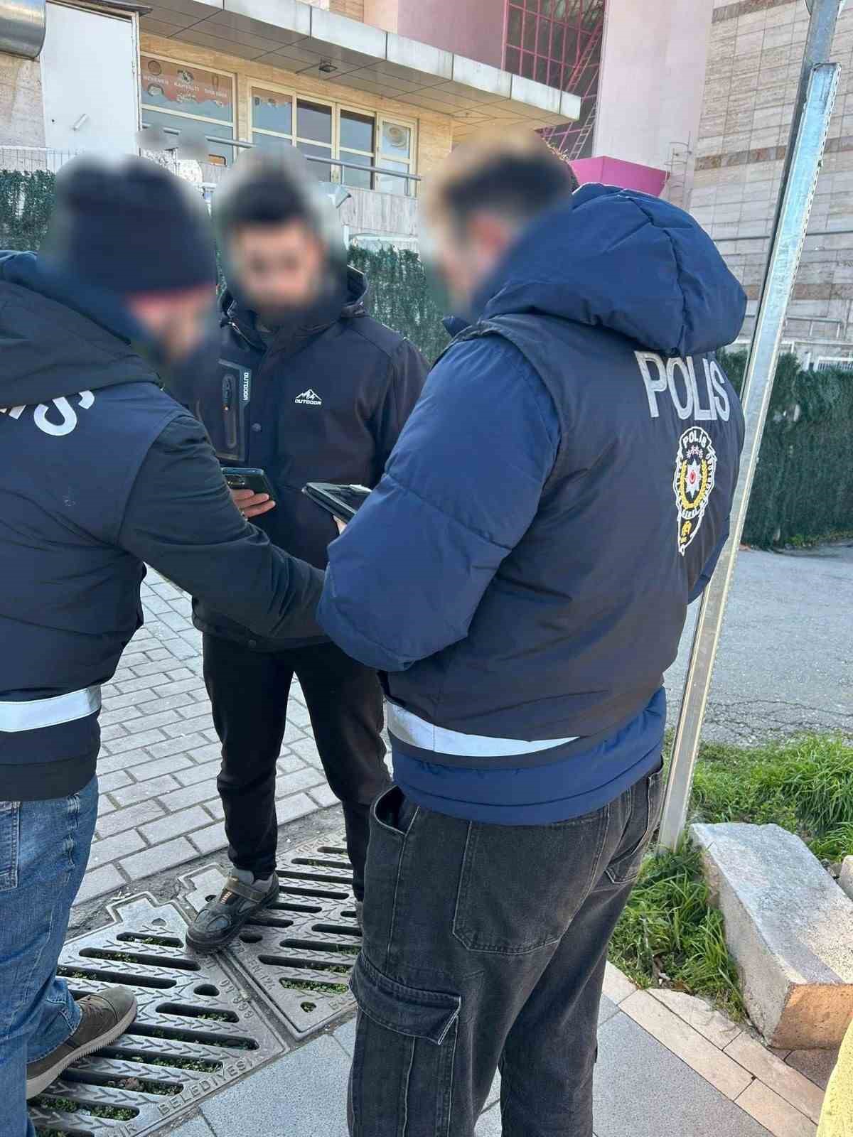 Bursa’da huzur operasyonunda, 4 bin 207 kişi sorgulandı
