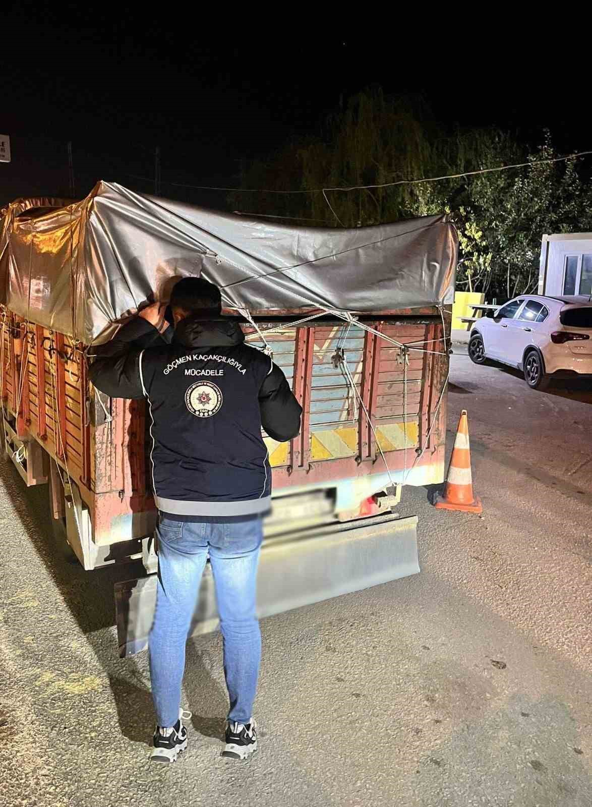 Bursa’da huzur operasyonunda, 4 bin 207 kişi sorgulandı
