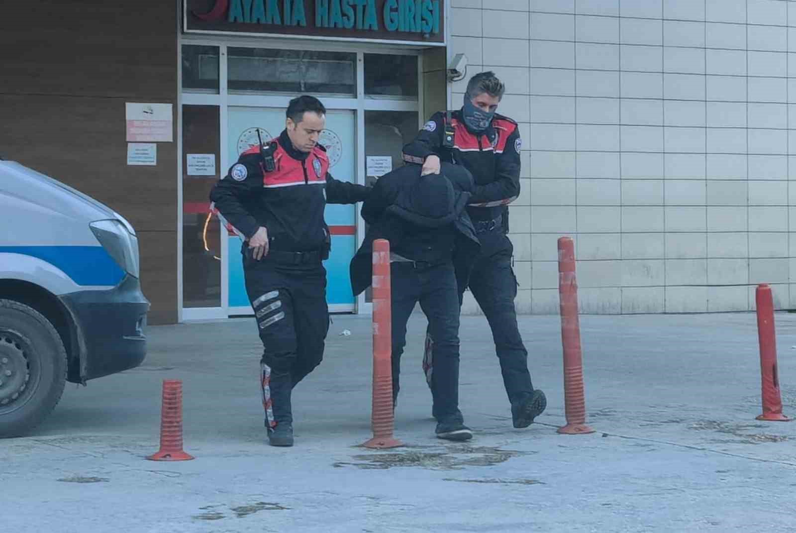 Bursa’da iki ayrı suçtan aranan şüpheli yakalandı
