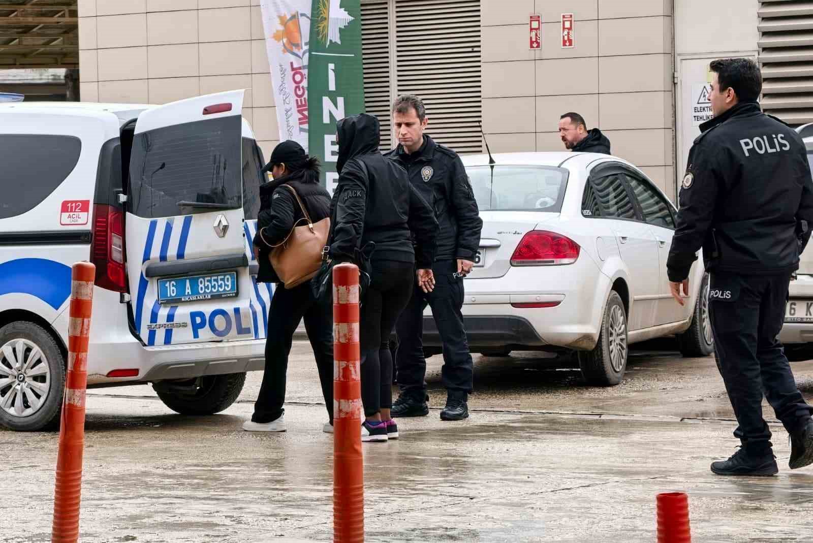 Bursa’da kaçak masör operasyonu: 3 kişi yakalandı, işletmeye 445 bin TL ceza
