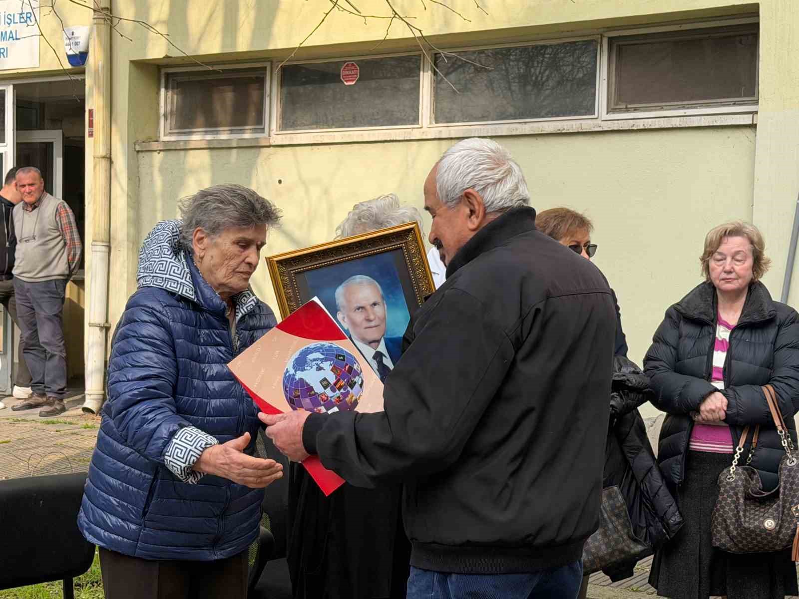 Bursa’da kadavraya vefa töreni: 6 yıl tıp eğitimine katkı sağladı, ailesine teslim edildi
