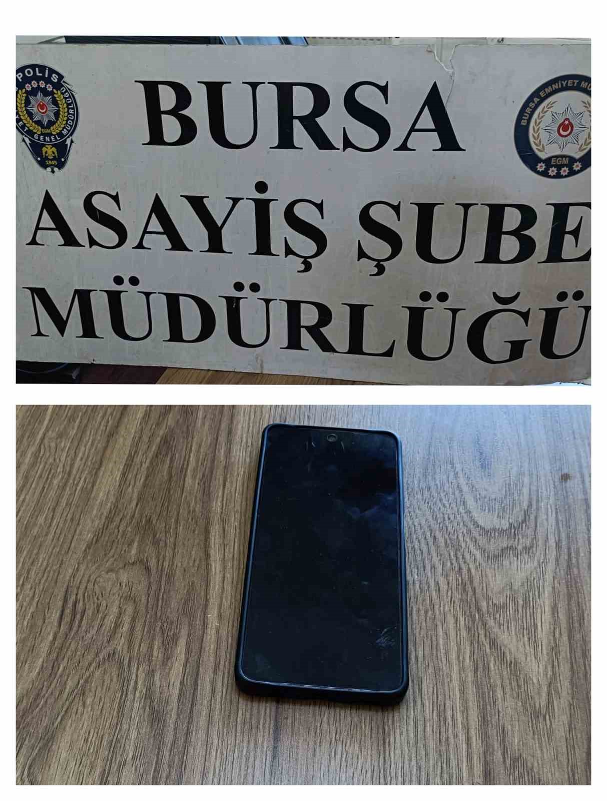 Bursa’da kapkaç anı kamerada 18 suç kaydı bulunan zanlı tutuklandı
