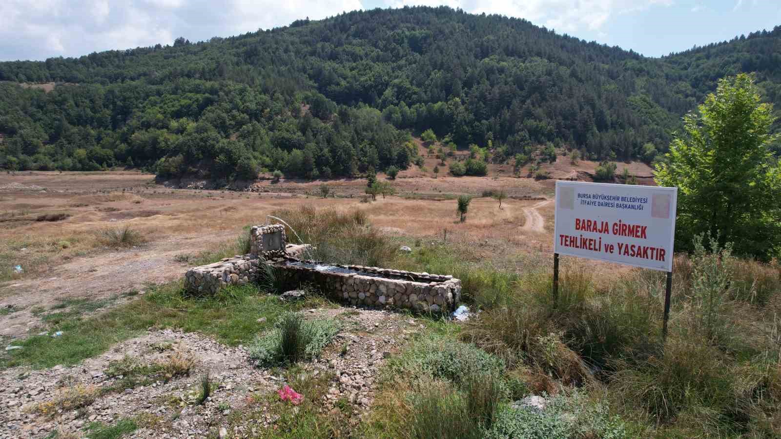 Bursa’da kar yağışları barajlara can suyu oldu
Bursa’da kar yağışları barajlara can suyu oldu