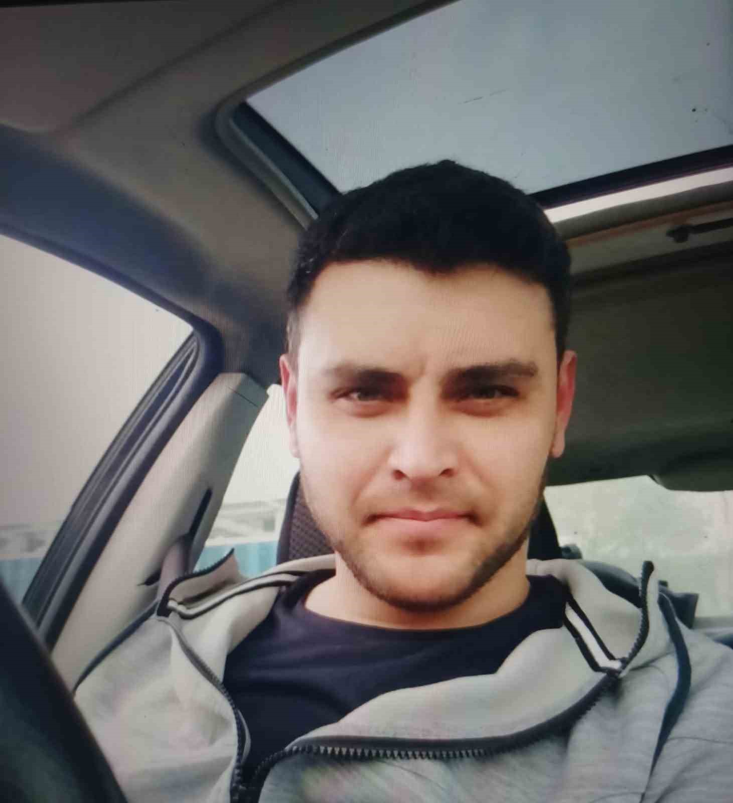 Bursa’da kayıp olarak aranan genç adam sağ salim bulundu
Bursa’da kayıp olarak aranan genç adam sağ salim bulundu