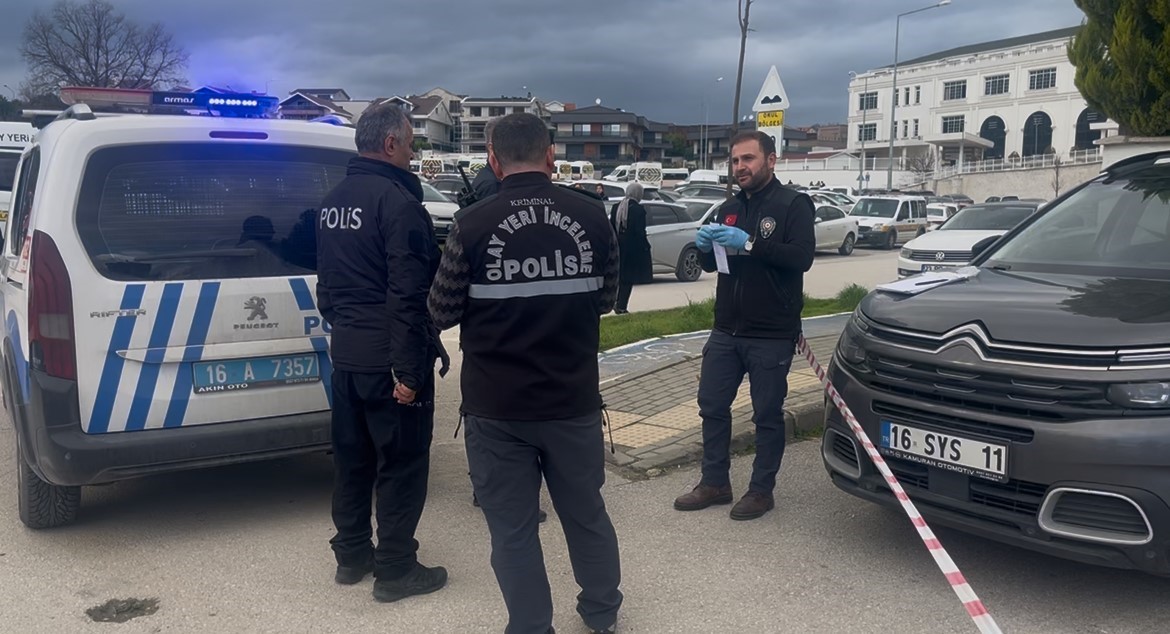 Bursa’da okul önünde kadın öğretmene silahlı saldırı düzenleyen eski nişanlısı tutuklandı
