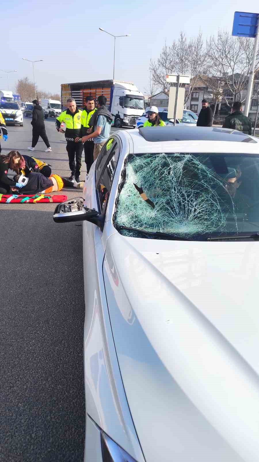 Bursa’da otomobilin çarptığı yaya ağır yaralandı

